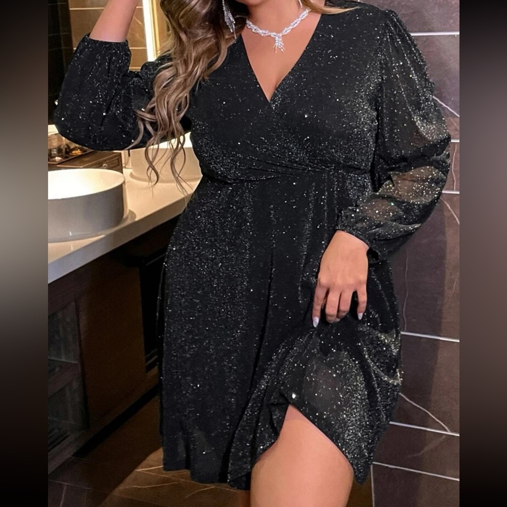 Luxe plus size lantern sleeve glitter party dress - Picture 5 of 16